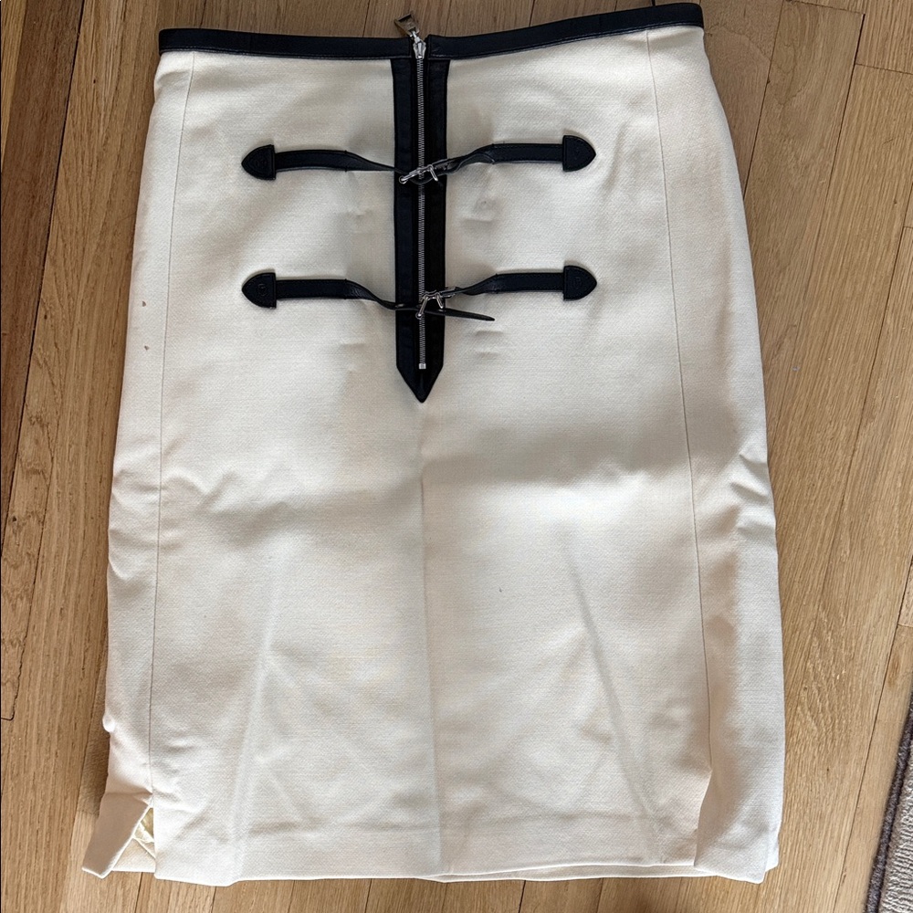 Louis Vuitton Cream Skirt with Black Details